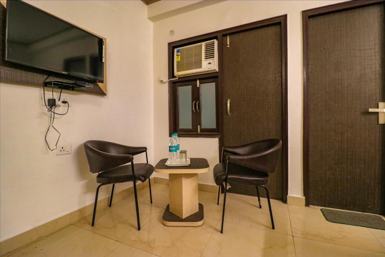 Hotel Fabexpress Dolphin International Near Delhi Airport Nueva Delhi Exterior foto